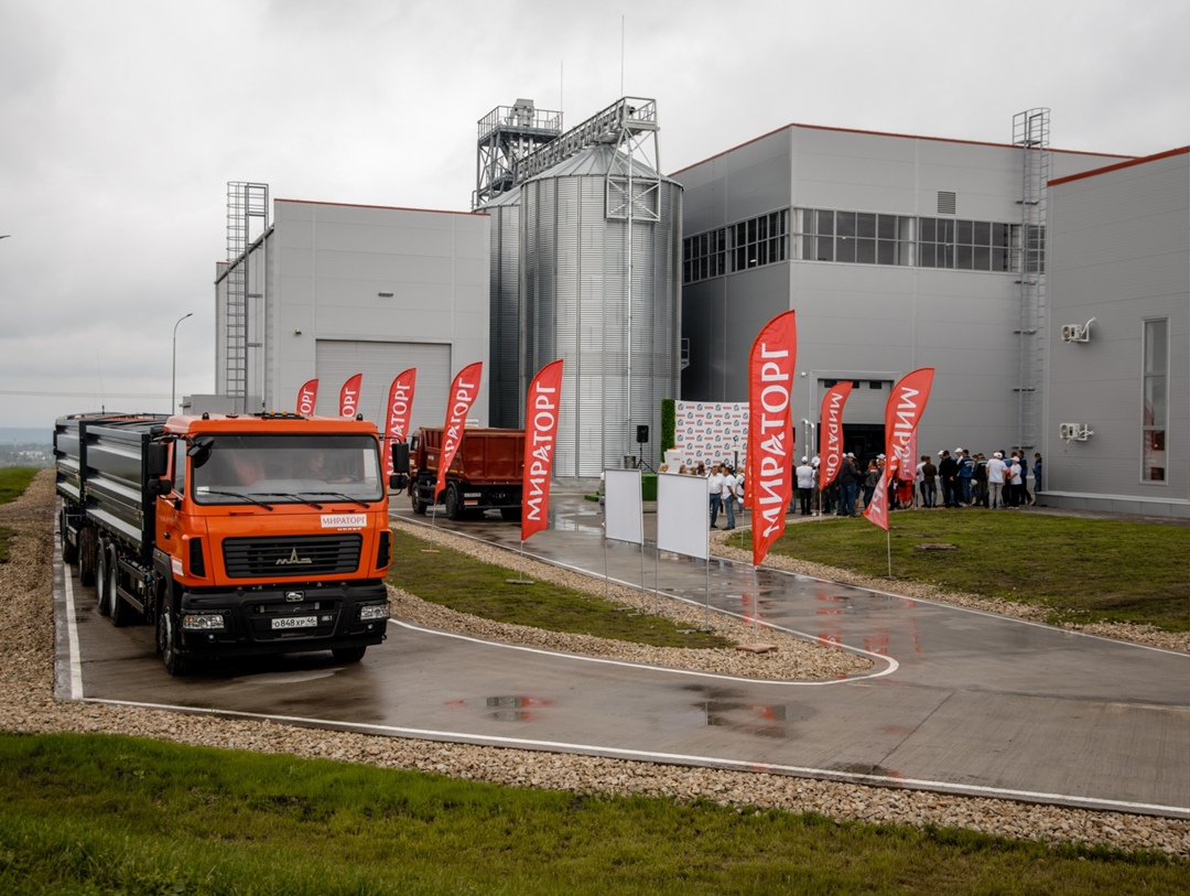 «Мираторг» увеличил мощности единовременного хранения зерновых на своих зерносушильных комплексах на 65 тыс. т, до 1,3 млн т за счет ввода в эксплуатацию…