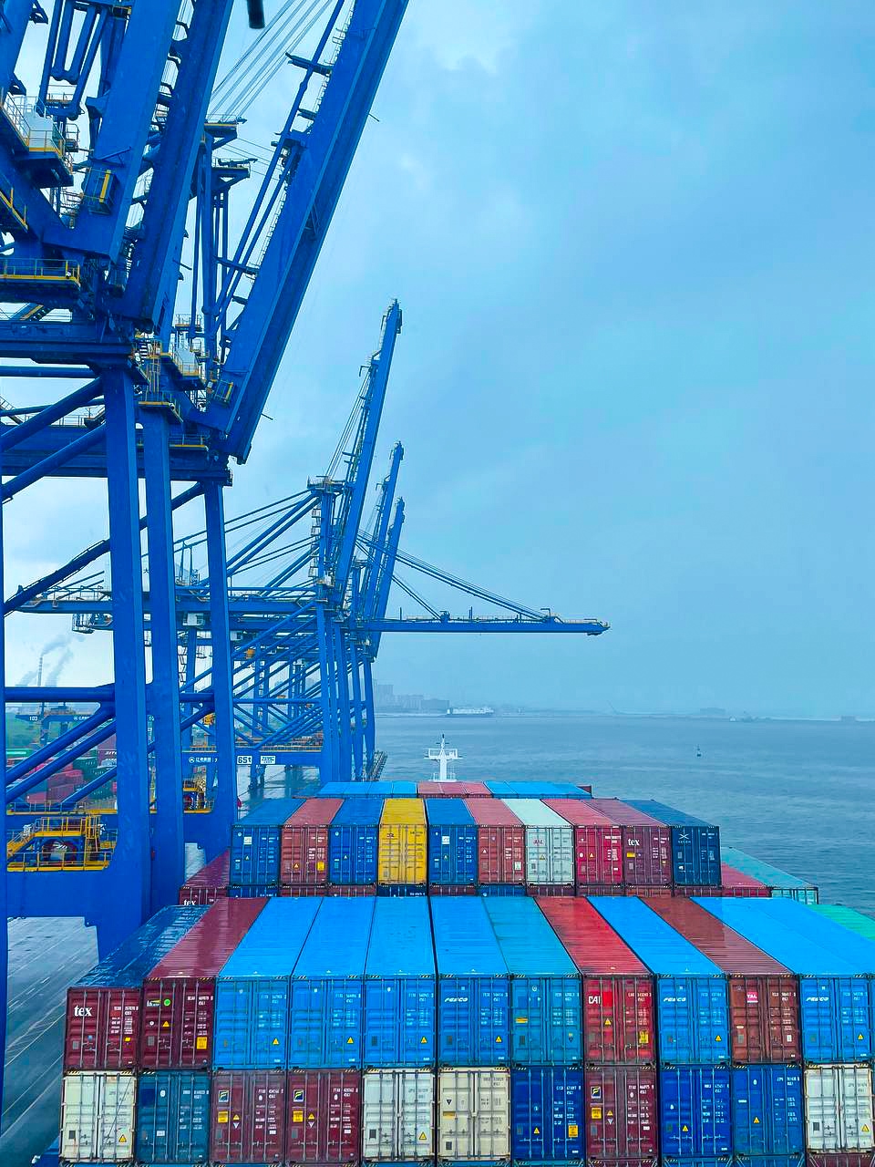 Морские будни глазами практиканта Это не просто работа, где есть порты, краны и контейнеры