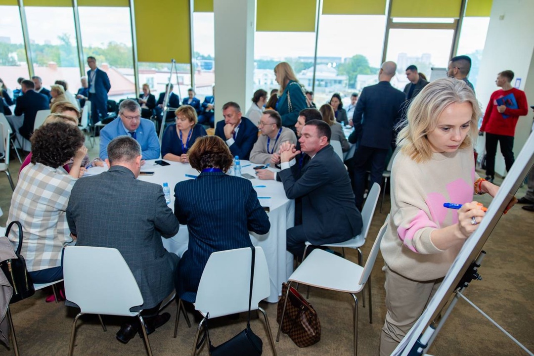 Завершилась программа второго дня Всероссийского форума развития жилищно-коммунального хозяйства и X Юбилейного съезда региональных операторов капитального…