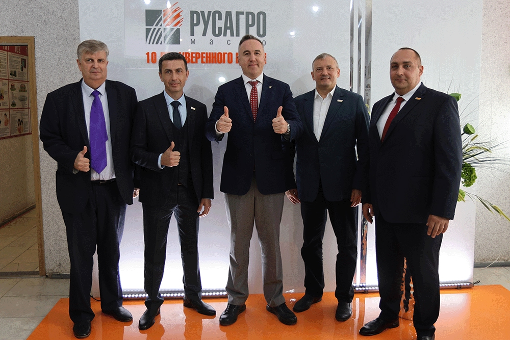 Сегодня на производственной площадке Сорочинского маслоэкстракционного завода отпраздновали 10-летний юбилей.