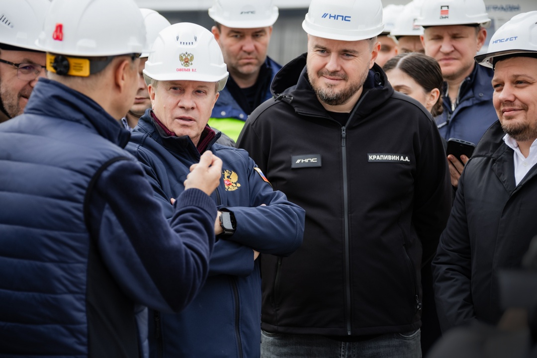 Виталий Савельев и глава Минтранса Андрей Никитин ознакомились с ходом строительства высокоскоростной магистрали Москва – Санкт-Петербург.