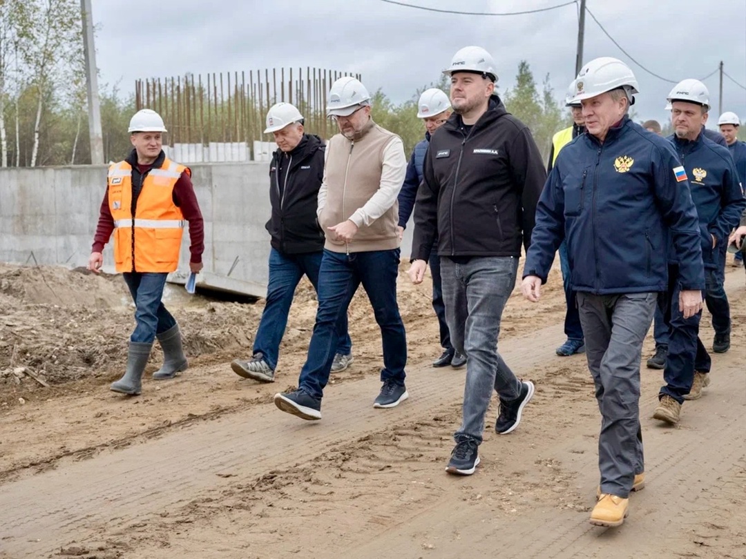 На ВСМ работа идет по графику Вице-премьер Виталий Савельев осмотрел искусственные сооружения первого участка будущей высокоскоростной железнодорожной…