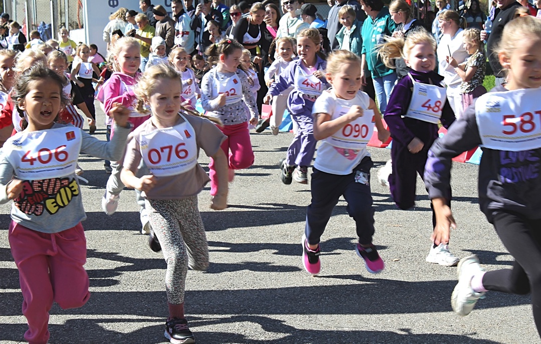 Амурские газопереработчики присоединились к Всероссийскому дню бега «Кросс нации 2025»