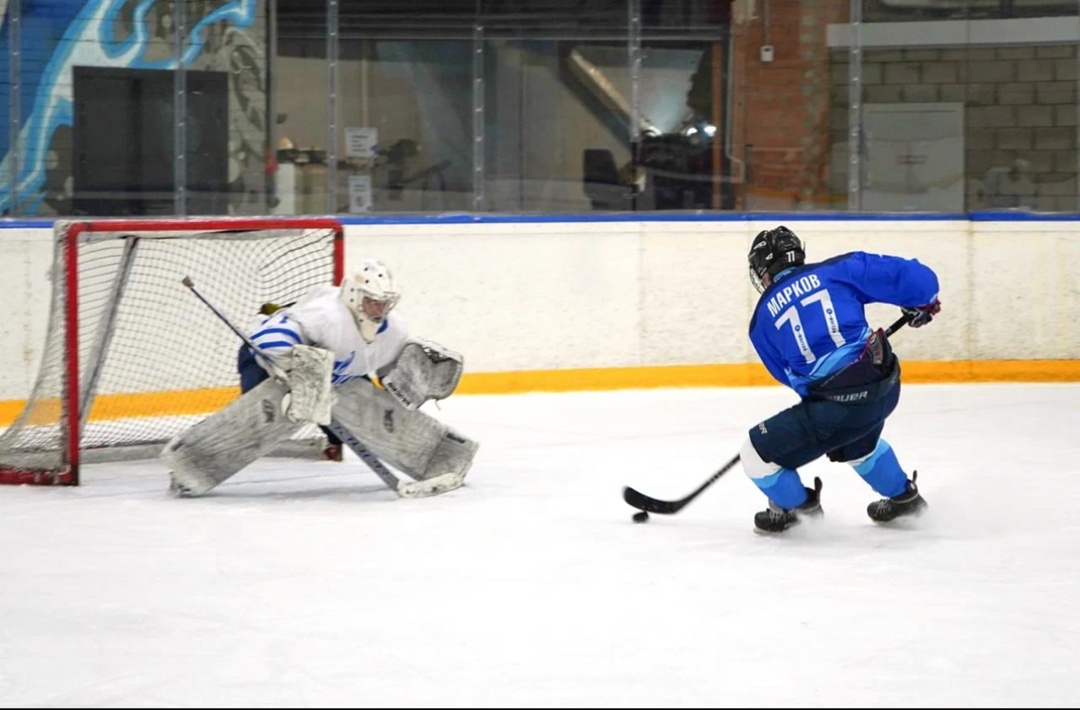 Команда ХК «Гелий» впервые выступила на корпоративном турнире в Санкт-Петербурге