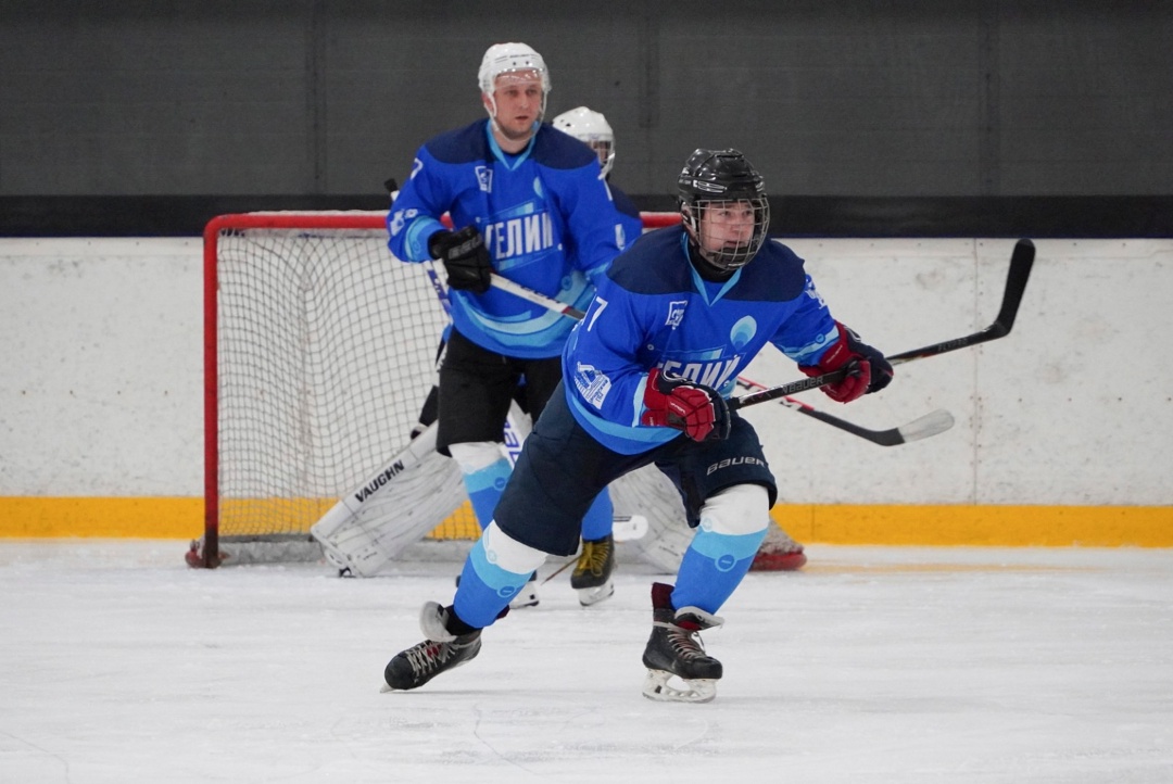 Команда ХК «Гелий» впервые выступила на корпоративном турнире в Санкт-Петербурге