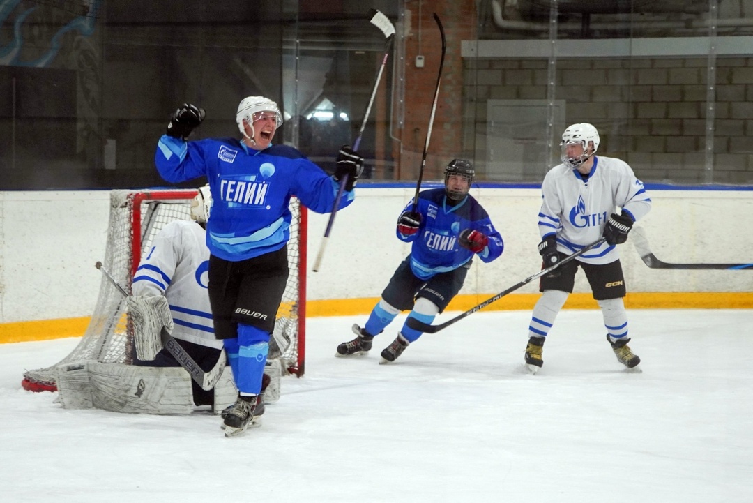 Команда ХК «Гелий» впервые выступила на корпоративном турнире в Санкт-Петербурге