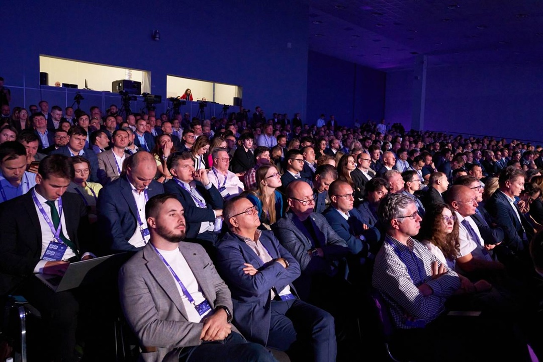 Валерий Фальков принял участие в пленарном заседании Российского форума «Микроэлектроника 2025».