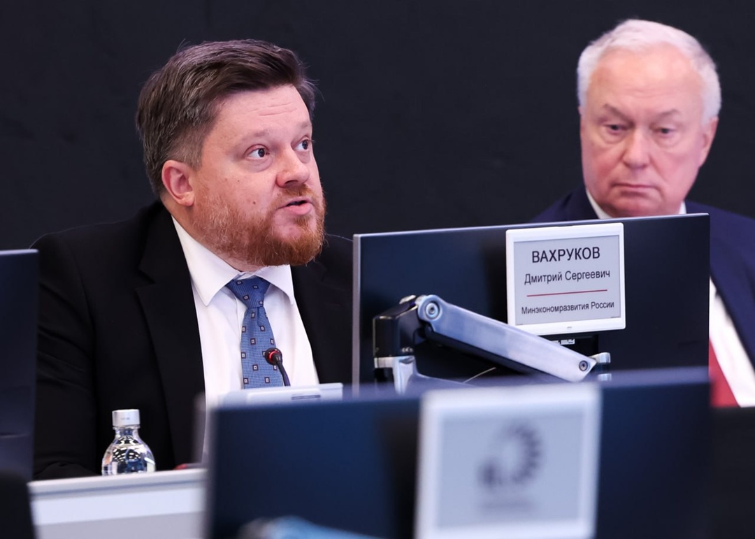 Дмитрий Чернышенко провел встречу с министром туризма и спорта Казахстана Ерболом Мырзабосыновым.