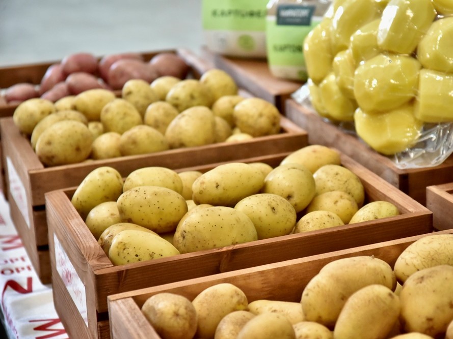 «Мираторг» сообщил о запуске в Орловской области селекционно-семеноводческого центра по картофелю мощностью 15 тыс. т оригинальных и элитных семян в год. Центр…