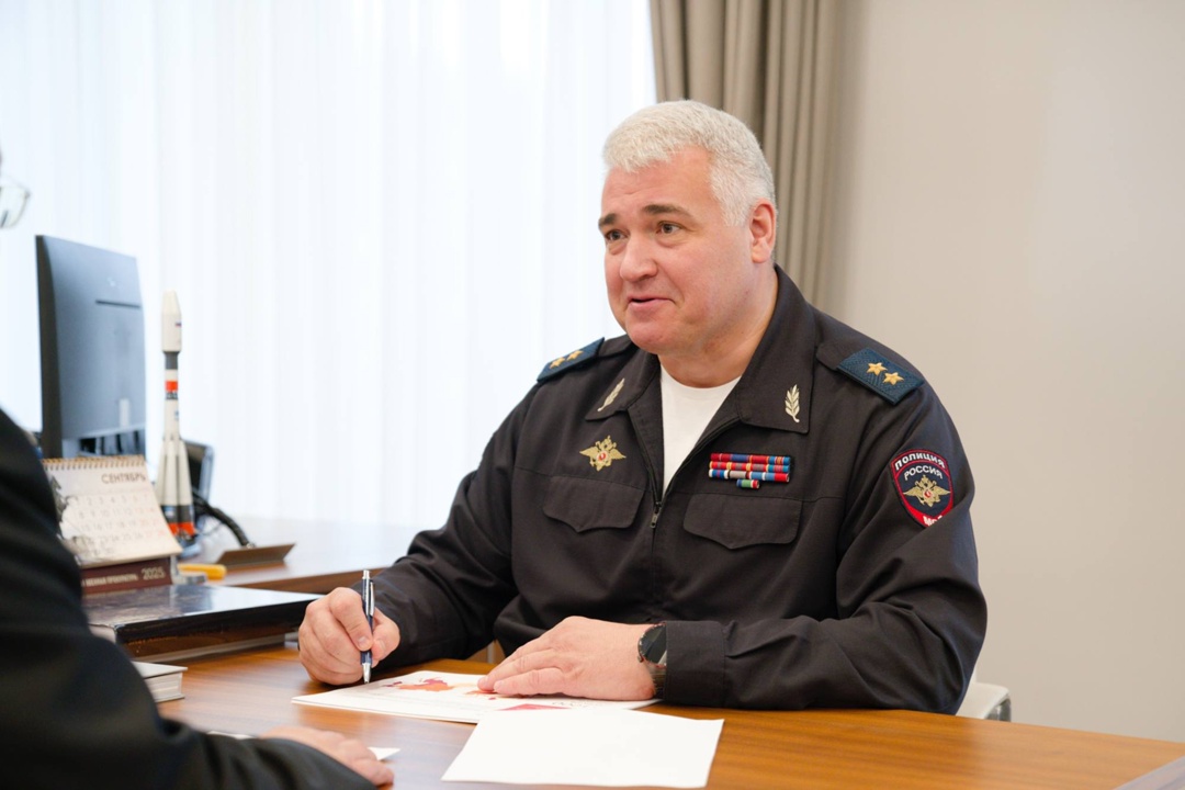 Министр строительства и ЖКХ РФ Ирек Файзуллин провел рабочую встречу с Начальником Главного управления по обеспечению безопасности дорожного движения…