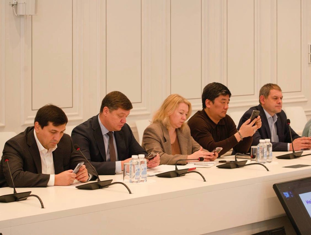 В Минстрое России прошло обучение на тему «Нейросети в работе государственных служащих»