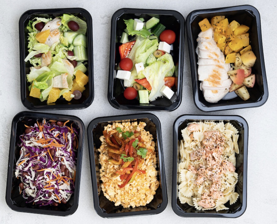 Продажи готовой еды магазинах в 2025 года вырастут только на 22% в деньгах, хотя в прошлом году увеличились на 30,2%, до 952 млрд руб. Такой прогноз на…