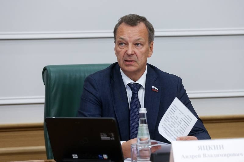 На заседании Совета по интеграции воссоединённых регионов при Совете Федерации под председательством Андрея Яцкина с докладом выступил замминистра…