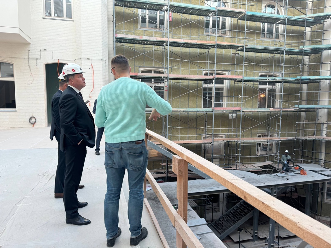 Минстрой России представил делегации Республики Беларусь профильные образовательные учреждения и ход реставрационных работ культурного объекта