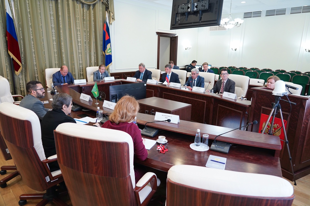 #международное_сотрудничество В рамках мероприятий Мировой атомной недели в Ростехнадзоре прошла встреча с делегацией Национальной комиссии по атомной энергии…