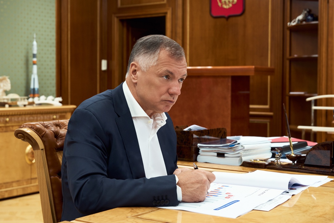 Марат Хуснуллин провел рабочую встречу с губернатором Амурской области Василием Орловым.