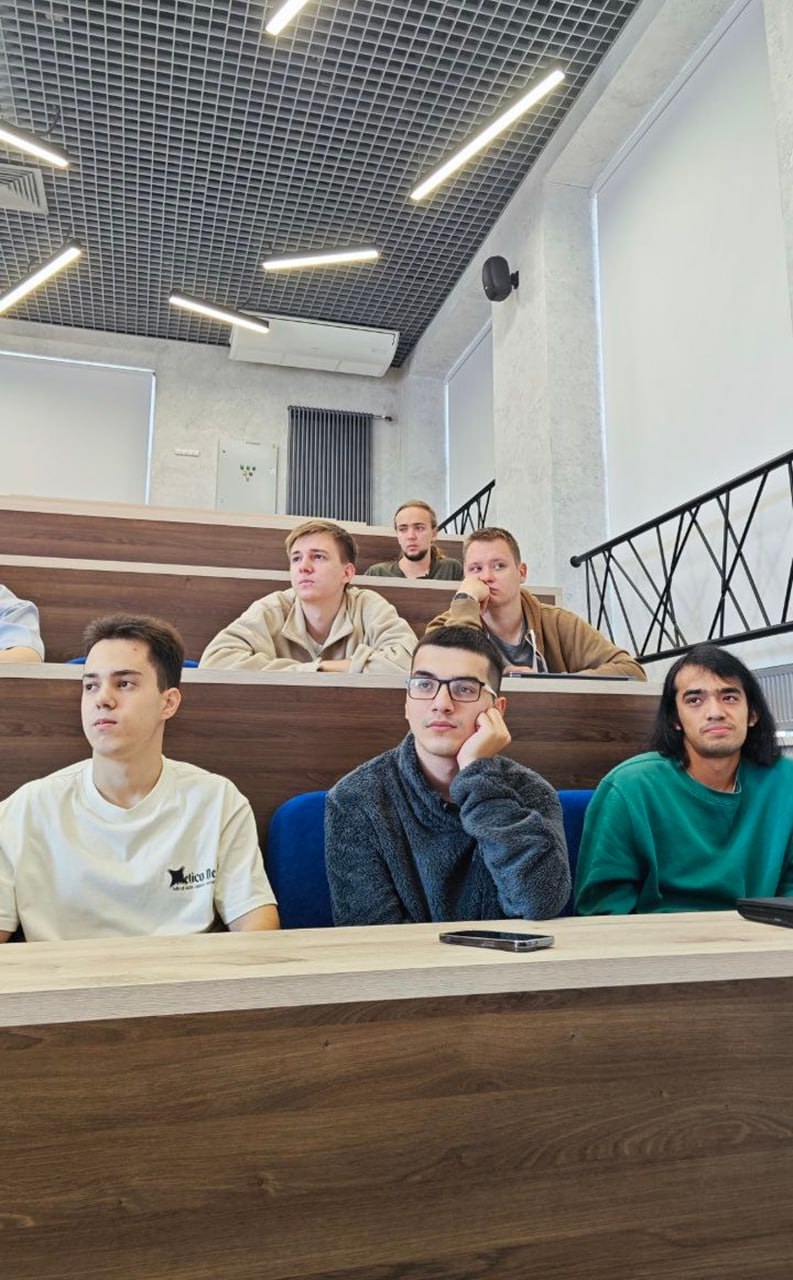 Будущие ИТ-специалисты делают первые шаги в цифровое будущее вместе с #ММК_Информсервис