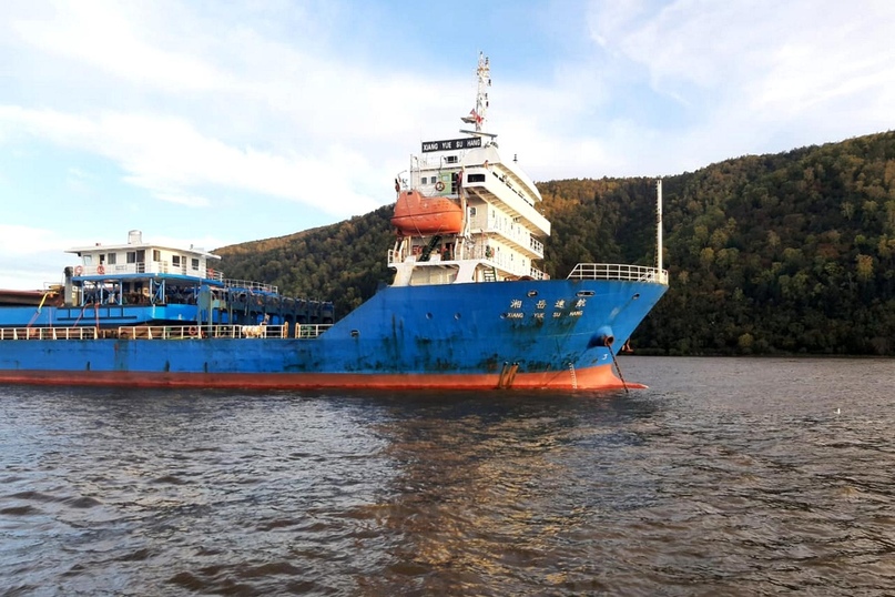 Стартовал первый рейс китайского судна по российским путям Нижнего Амура