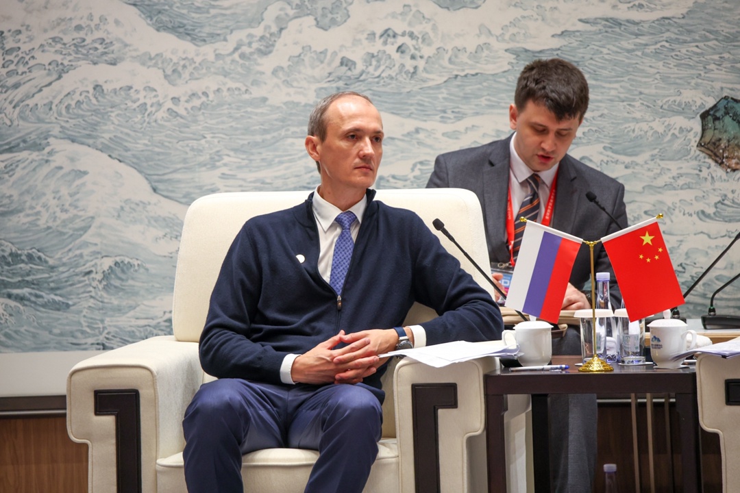 Вице-премьер Дмитрий Григоренко встретился с заместителем Председателя Постоянного комитета Всекитайского собрания народных представителей Ван Дунмином.