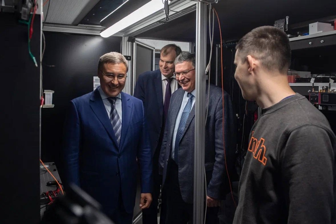 Глава Минобрнауки Валерий Фальков оценил инфраструктуру Института мозга человека им. Н.П