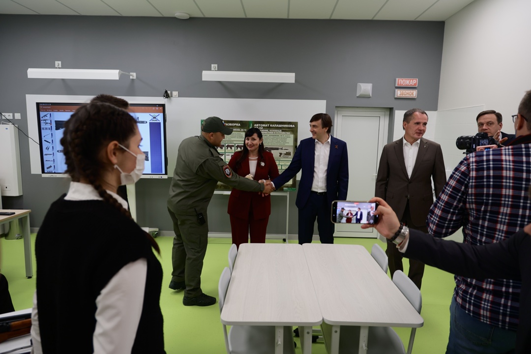 Определены лауреаты всероссийского профессионального конкурса «Первый учитель».