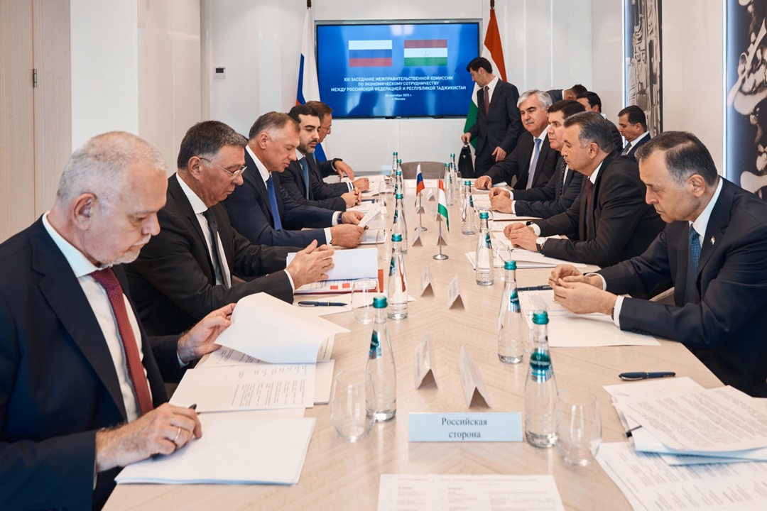Марат Хуснуллин совместно с Кохиром Расулзода провел заседание межправкомиссии по экономическому сотрудничеству между Россией и Таджикистаном.