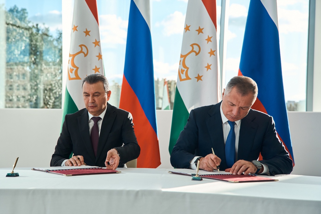 Марат Хуснуллин совместно с Кохиром Расулзода провел заседание межправкомиссии по экономическому сотрудничеству между Россией и Таджикистаном.