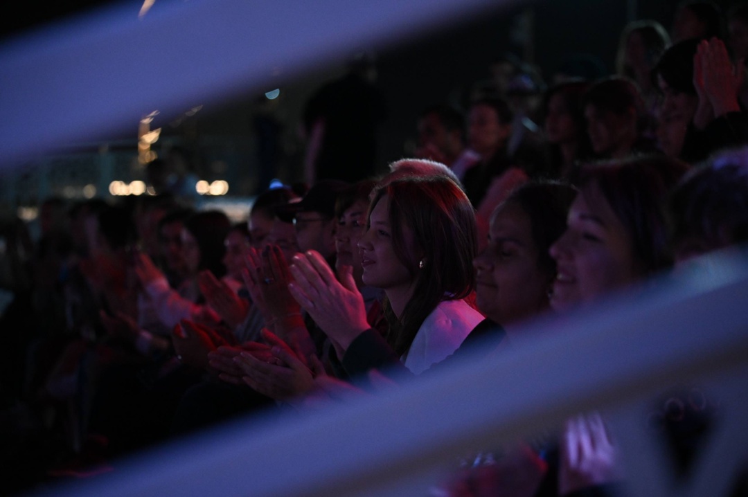 Дарим вечную классику При поддержке Благотворительного Фонда «ЛУКОЙЛ» организован концерт под открытым небом.
