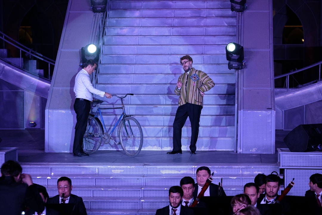 Дарим вечную классику При поддержке Благотворительного Фонда «ЛУКОЙЛ» организован концерт под открытым небом.