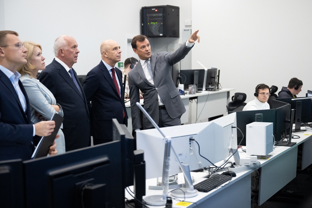 Антон Силуанов посетил офис оператора государственной системы маркировки «Честный знак»