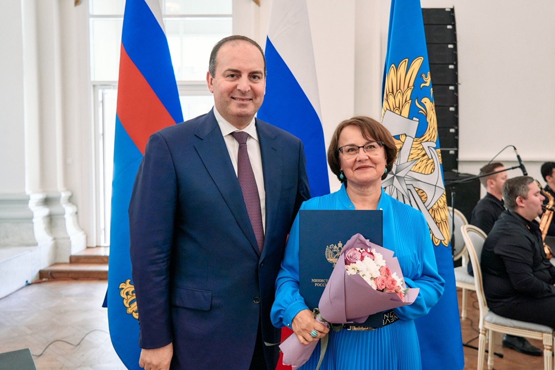 Сегодня 129 лет отмечает Российский университет транспорта!