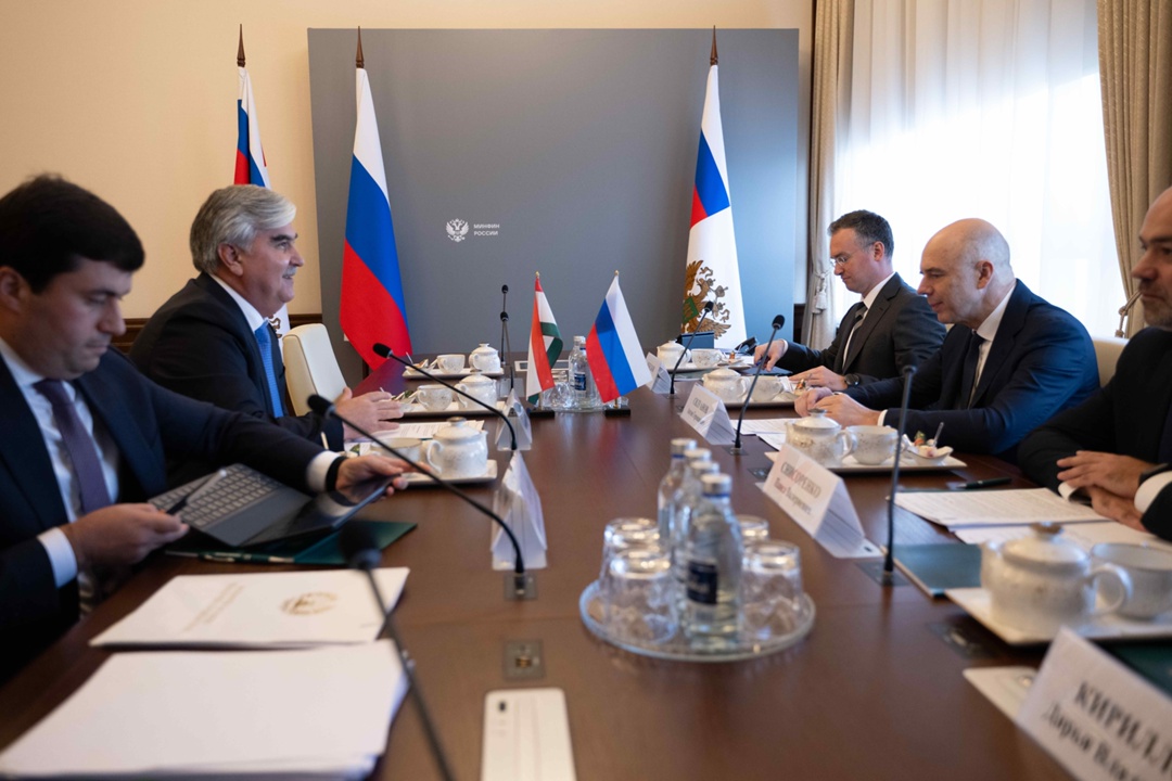 Антон Силуанов и Файзиддин Каххорзода обсудили финансовое сотрудничество России и Таджикистана