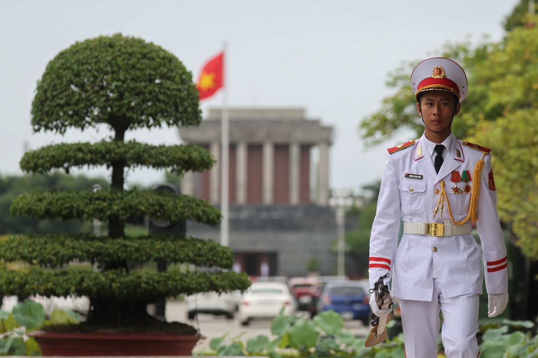 Председатель Государственной Думы Вячеслав Володин и депутаты ГД почтили память лидера вьетнамского национально-освободительного движения Хо Ши Мина и всех,…
