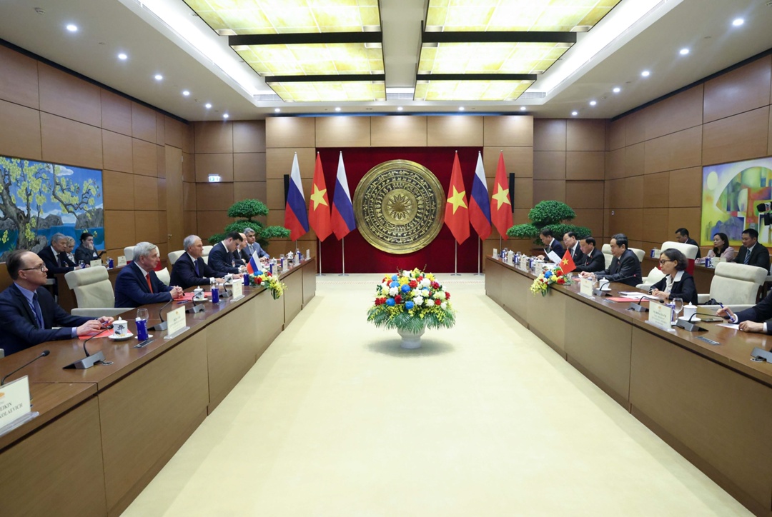 В Ханое состоялась встреча Председателя Государственной Думы Вячеслава Володина с Председателем Национального собрания Социалистической Республики Вьетнам Чан…