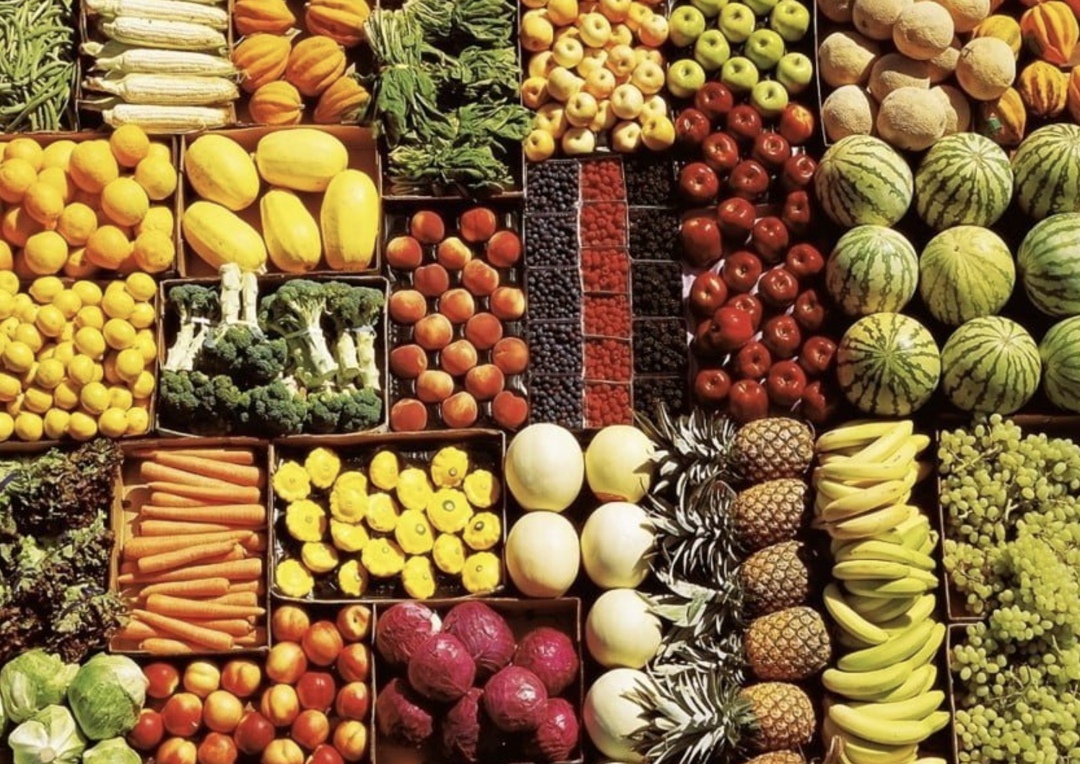 Внук бывшего генпрокурора Юрия Чайки Сергий стал владельцем компании «Фруктовый дар», которая специализируется на поставках в розничные сети плодоовощной…