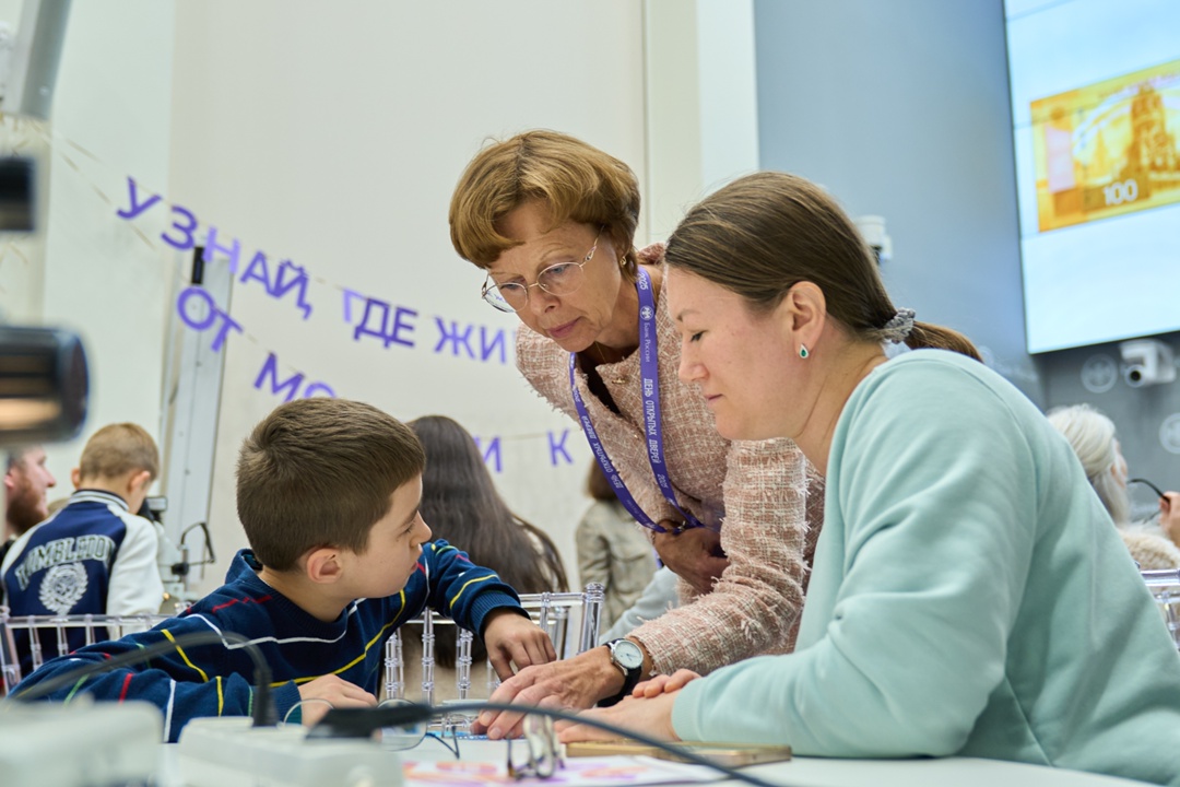 27 сентября мы провели День открытых дверей — и не просто в одном здании, а в 73 городах по всей России! В каждом из них участников ждала особенная программа