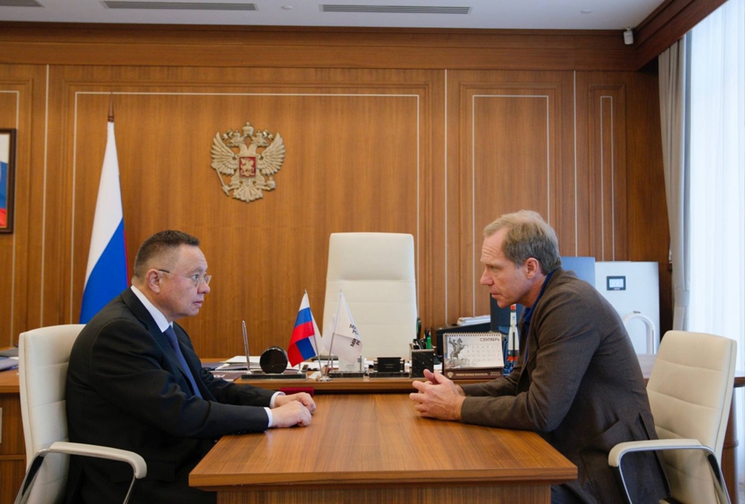 Министр строительства и ЖКХ РФ Ирек Файзуллин провел рабочую встречу с председателем Комитета Совета Федерации по экономической политике Андреем Кутеповым