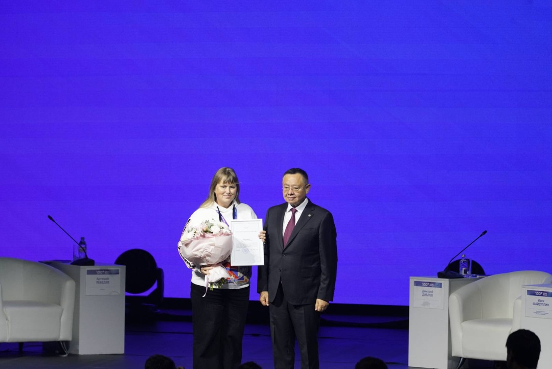 Министр строительства и ЖКХ РФ Ирек Файзуллин выступил на пленарном заседании ХII Международной строительной выставки 100+ TechnoBuild