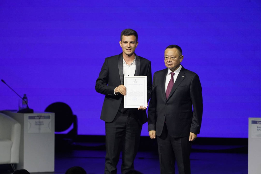 Министр строительства и ЖКХ РФ Ирек Файзуллин выступил на пленарном заседании ХII Международной строительной выставки 100+ TechnoBuild