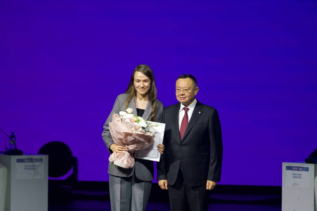 Министр строительства и ЖКХ РФ Ирек Файзуллин выступил на пленарном заседании ХII Международной строительной выставки 100+ TechnoBuild