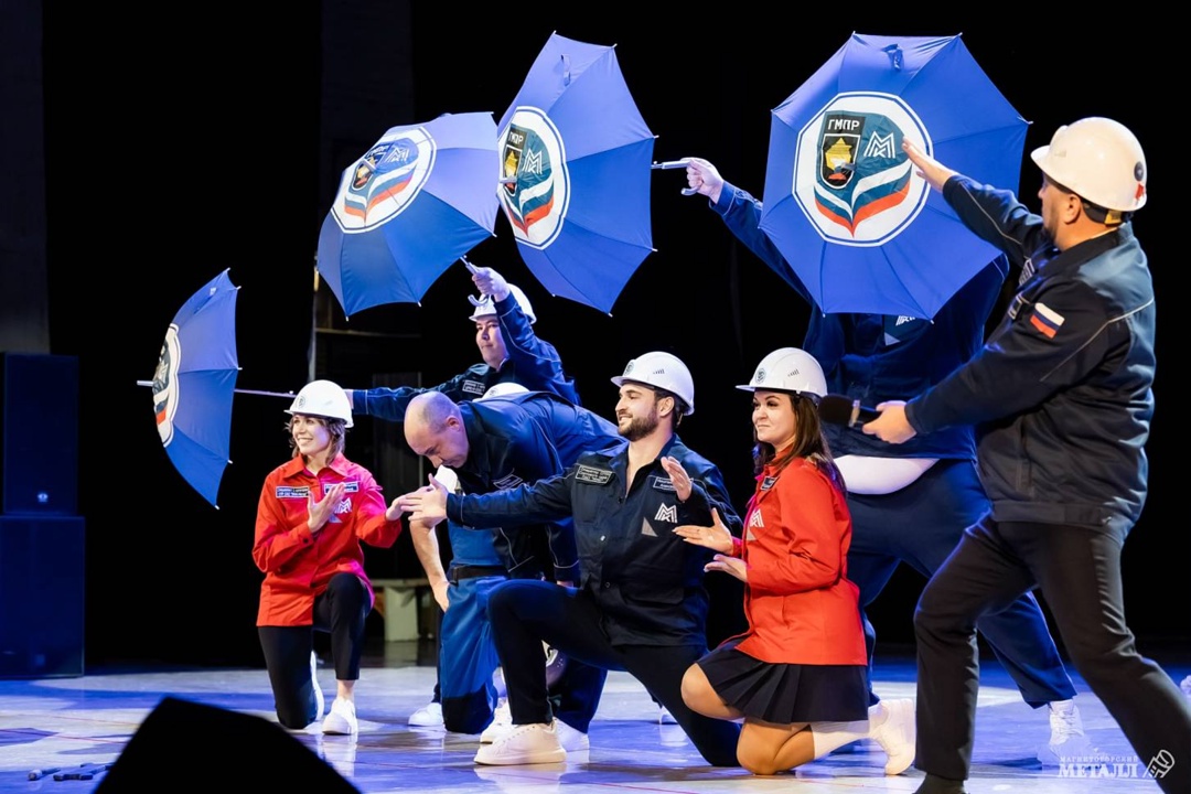 ПОСВЯЩЕНИЕ В МЕТАЛЛУРГИ: НОВОЕ ПОКОЛЕНИЕ НАЧИНАЕТ ПУТЬ