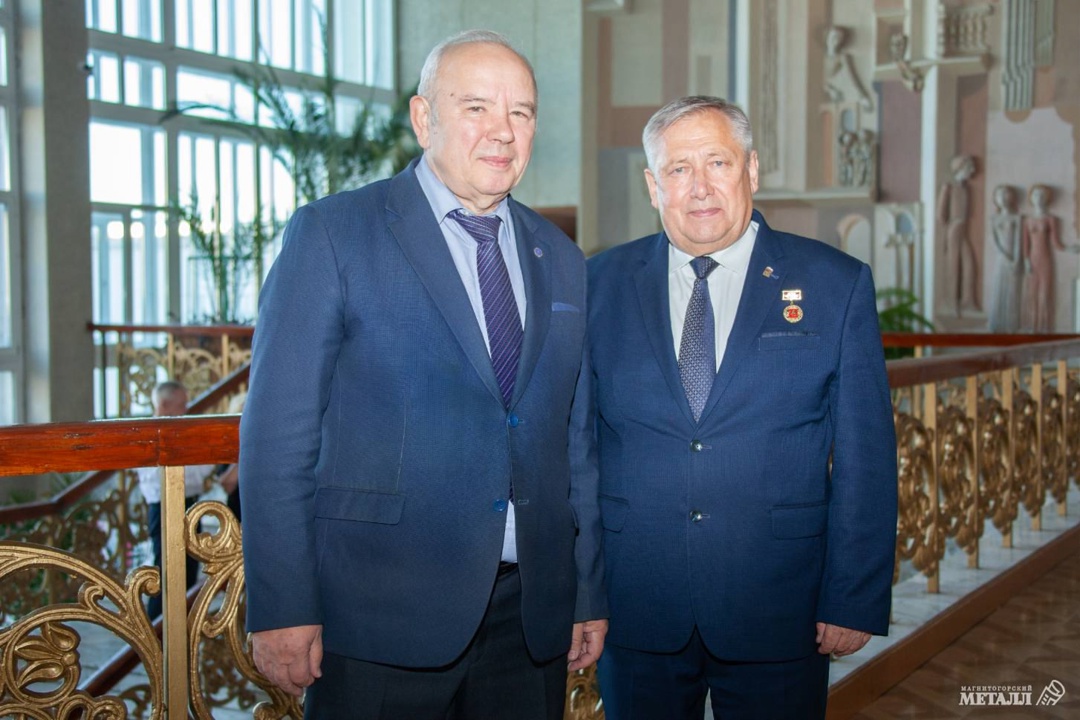 Пример мудрости и трудолюбия Дворец культуры имени Серго Орджоникидзе собрал тех, чья жизнь – это история Магнитки