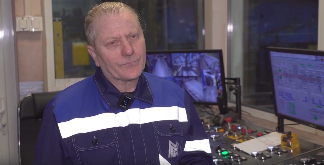 ГРАМОТНЫЙ СПЕЦИАЛИСТ, УВЛЕЧЁННЫЙ МУЗЫКАНТ