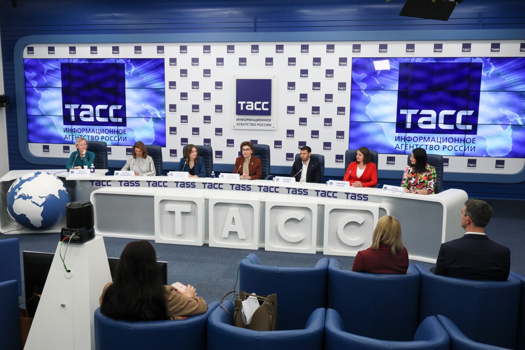 Галина Карелова: Постоянное внимание уделяем созданию новых возможностей для карьерного роста женщин в промышленности