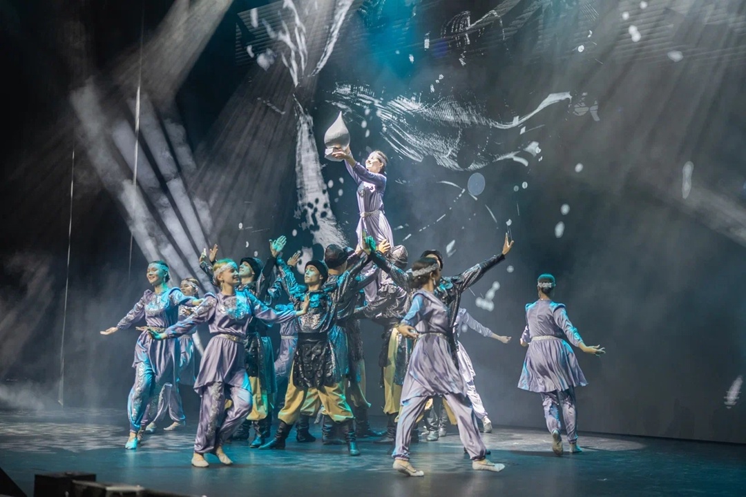 Заряжаем будущее вместе! По доброй традиции провели церемонию награждения «Энергия успеха». В тёплой, почти семейной обстановке мы чествовали порядка 100…