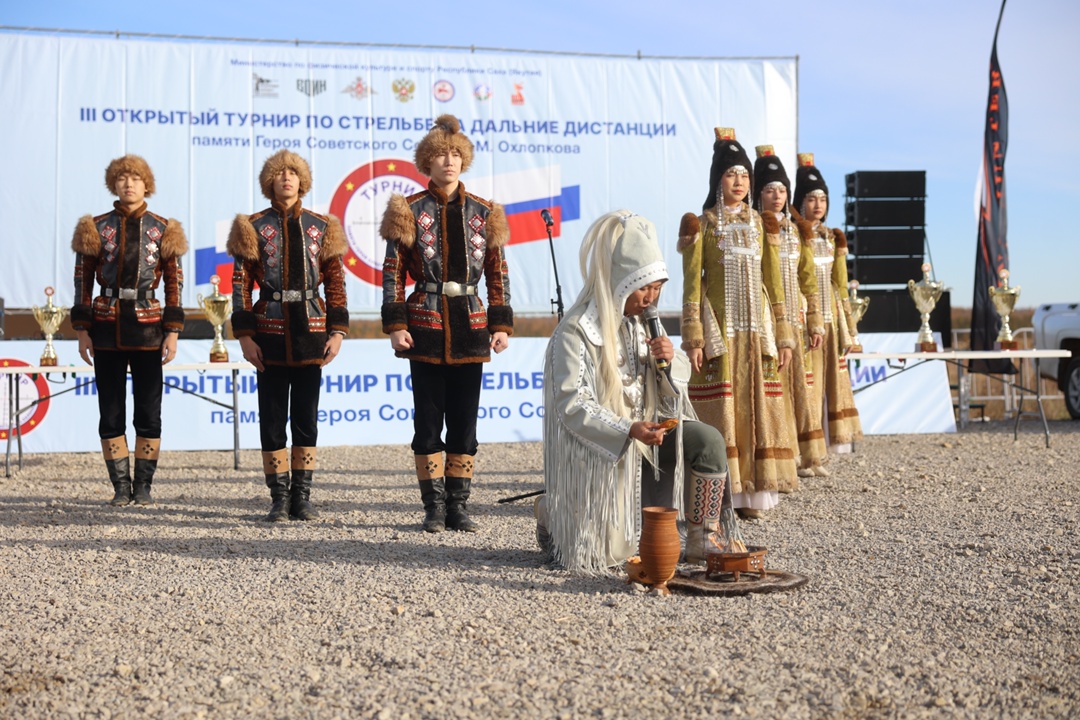 Юрий Трутнев поприветствовал участников Всероссийского турнира по стрельбе на дальние дистанции памяти Героя Советского Союза Федора Матвеевича Охлопкова в…