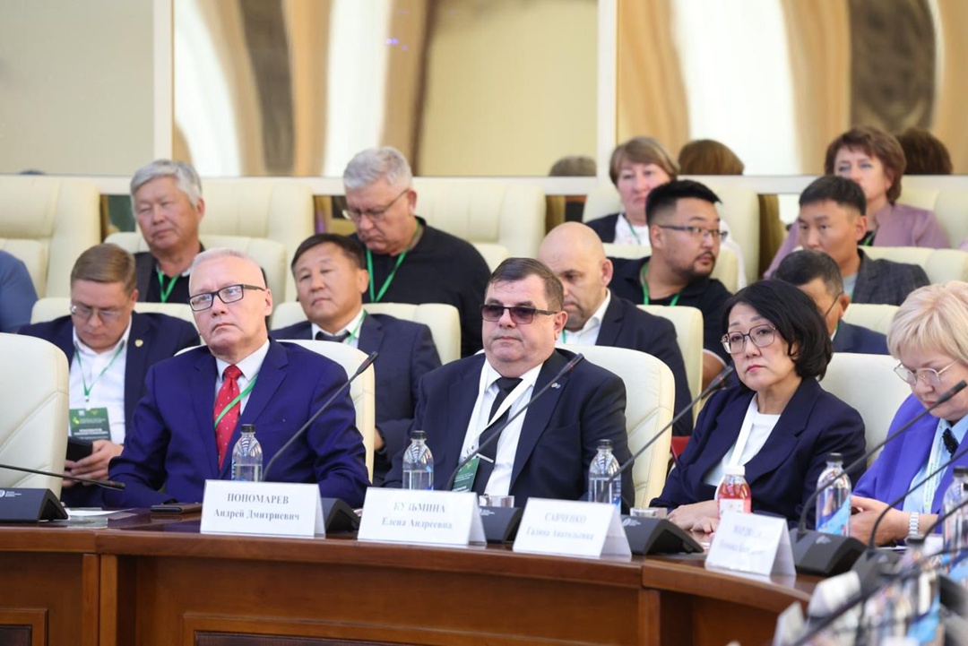 Оксана Лут провела совещание о развитии рынка БАДов и лекарственного растительного сырья