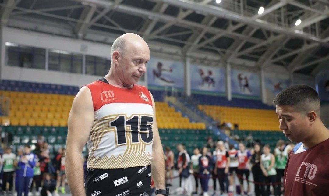 Лучшие в регионе Нефтяники ЛУКОЙЛа из Западной Сибири — победители регионального этапа спортивного фестиваля на силу, выносливость и скорость.