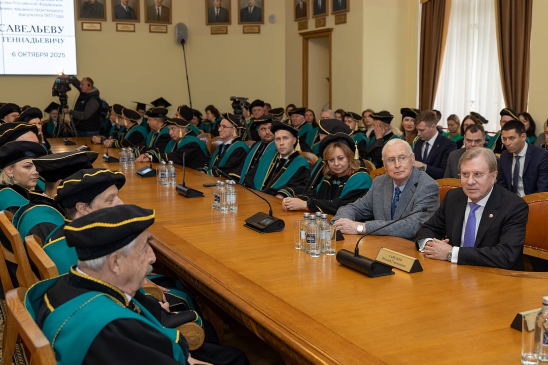 Виталий Савельев посетил Санкт-Петербургский политехнический университет Петра Великого.