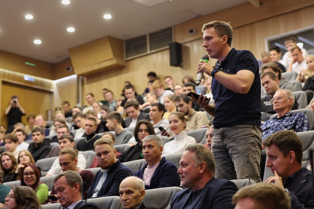 Виталий Савельев посетил Санкт-Петербургский политехнический университет Петра Великого.